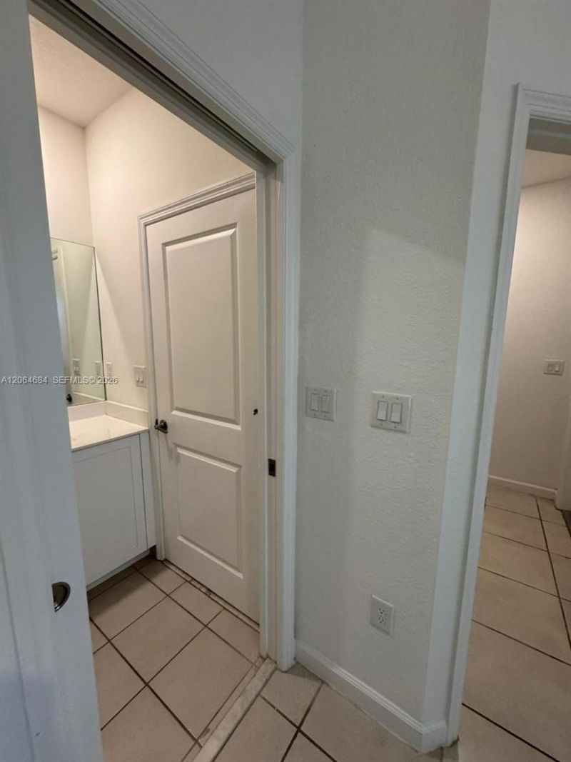 768 NE 206th Ter, Unit 768, Miami, FL 33179 Photo