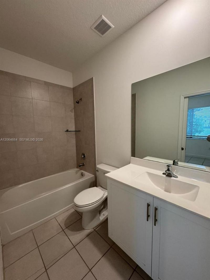 768 NE 206th Ter, Unit 768, Miami, FL 33179 Photo