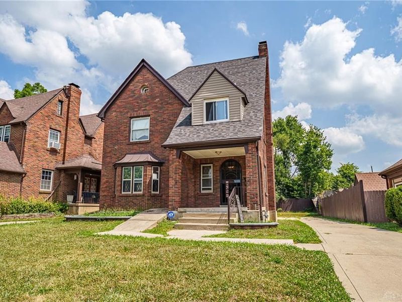 1466 Catalpa Drive, Dayton, OH 45406 Photo 2