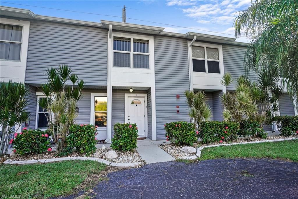 4641 SW Santa Barbara Pl, Unit 2, Cape Coral, FL 33914 Photo