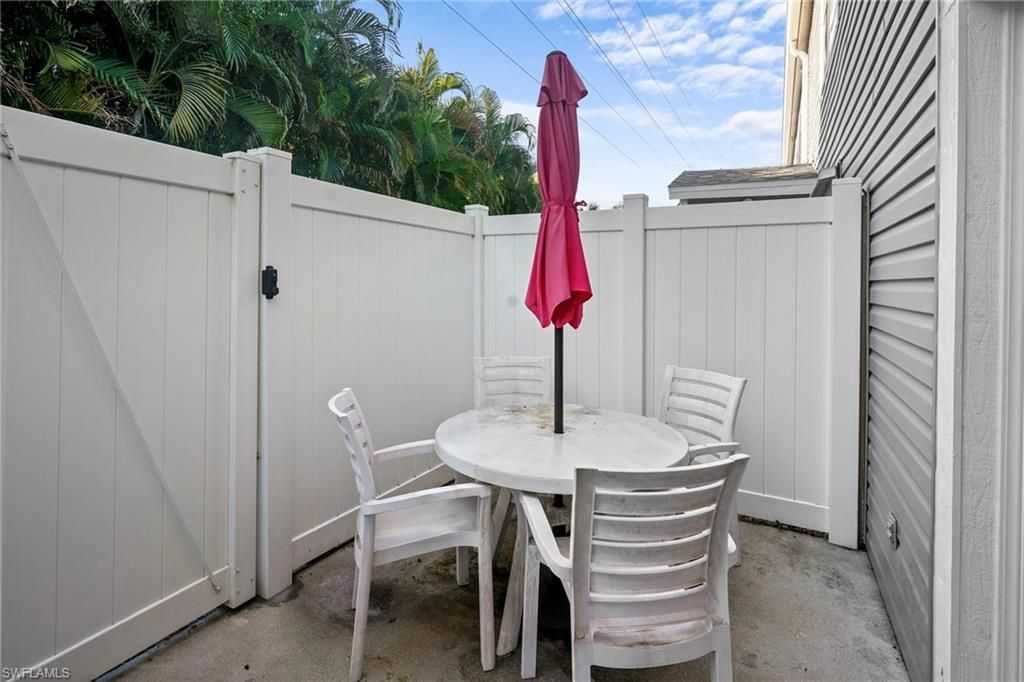 4641 SW Santa Barbara Pl, Unit 2, Cape Coral, FL 33914 Photo