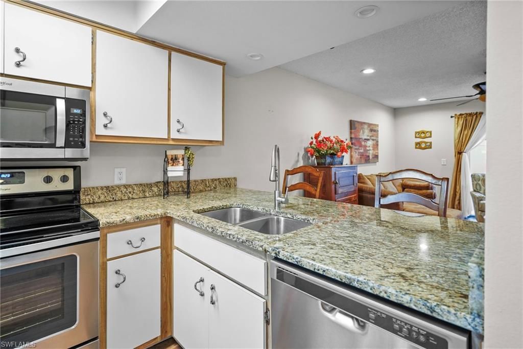 4641 SW Santa Barbara Pl, Unit 2, Cape Coral, FL 33914 Photo