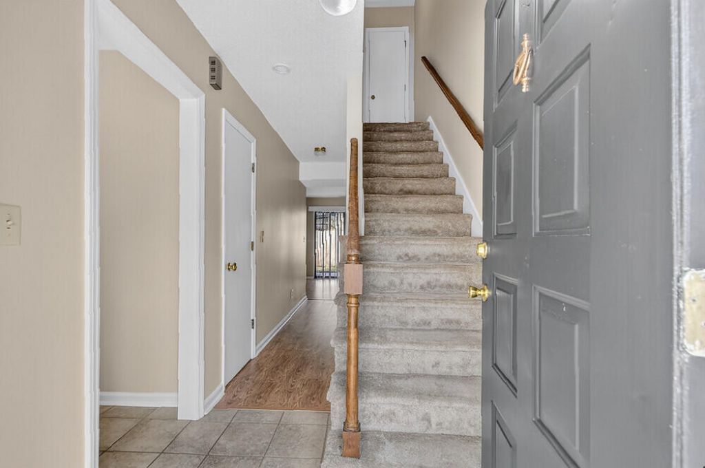 719 Williamson Drive Photo 6