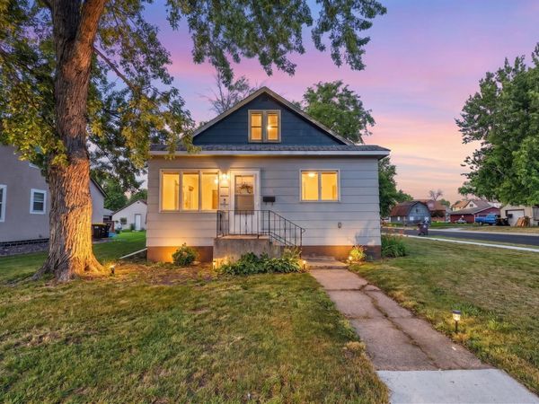 114 Pershing Avenue N, New Prague, MN 56071