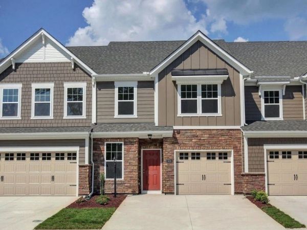 18776 Palisades Cove Trail , Moseley, VA 23120