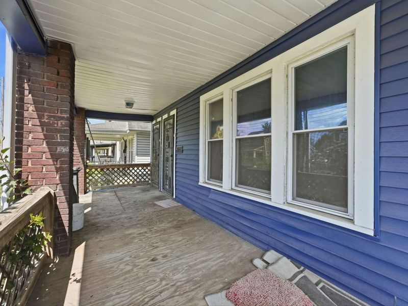 1126 E 17th Avenue , Columbus, OH 43211 Photo 3