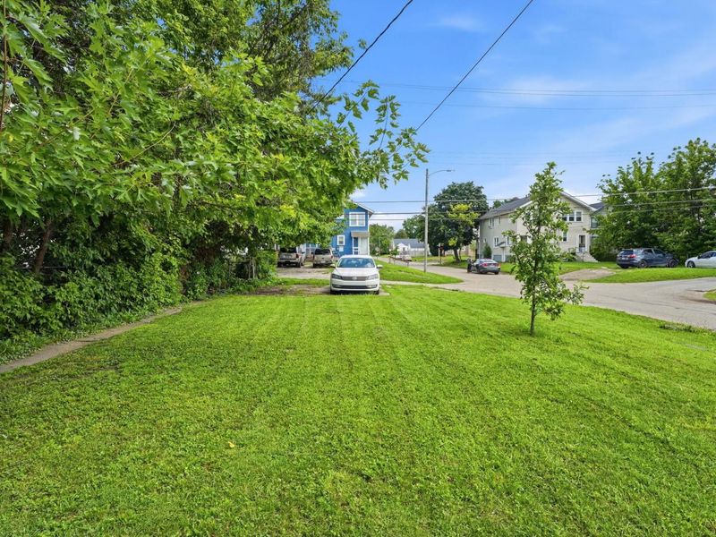 1126 E 17th Avenue , Columbus, OH 43211 Photo 7