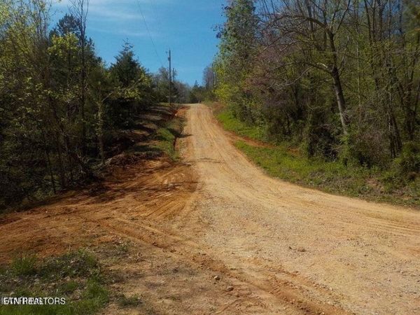 Gregory Lane, Maynardville, TN 37807