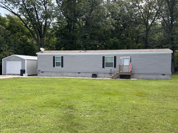 1964 Dogwood Lane , Centralia, IL 62801