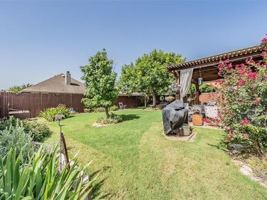 2300 Horseback Trail, Fort Worth, TX 76177