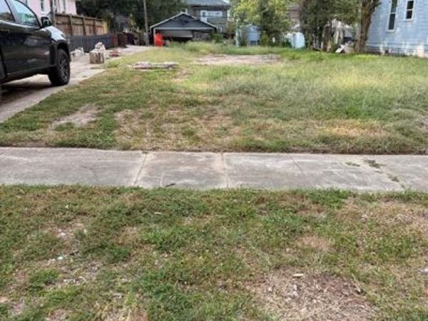 826 KIRBY Place, Shreveport, LA 71104