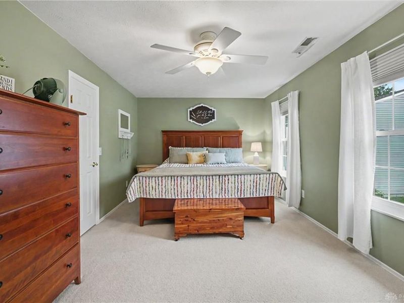 340 Royal Wood Court, Vandalia, OH 45377 Photo 18