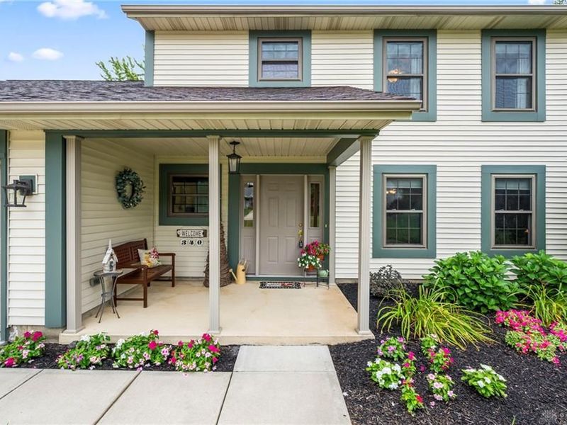 340 Royal Wood Court, Vandalia, OH 45377 Photo 2