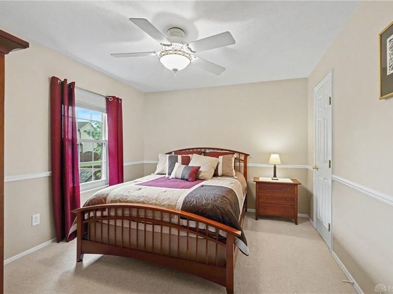 340 Royal Wood Court, Vandalia, OH 45377 Photo 23