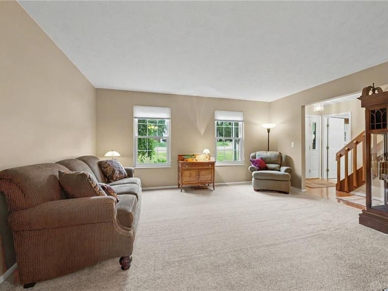 340 Royal Wood Court, Vandalia, OH 45377 Photo 9
