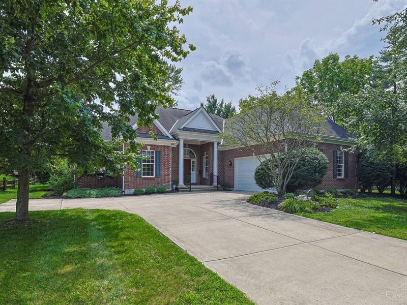 7919 Mitchell Farm Lane, Montgomery, OH 45242 Photo 1