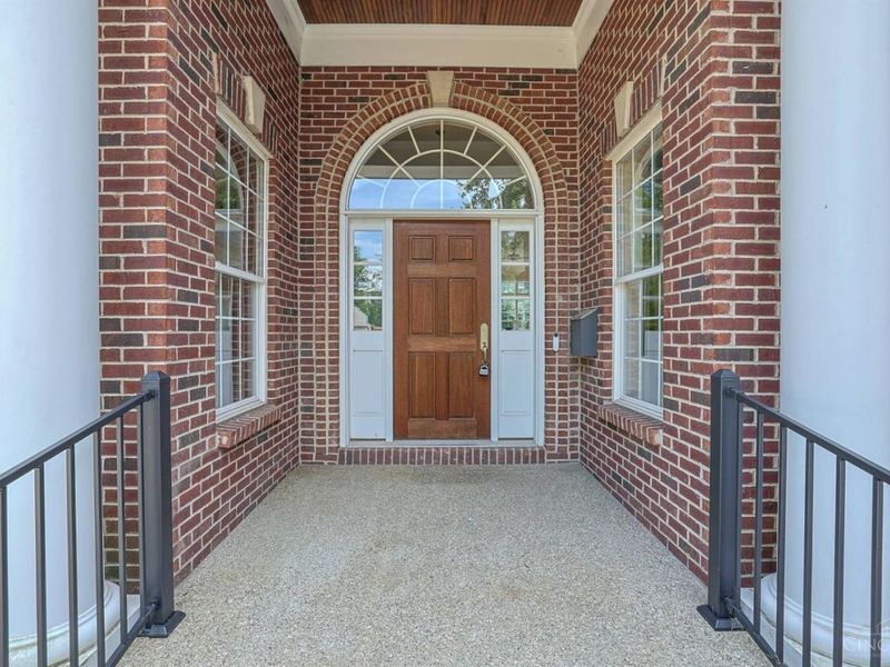 7919 Mitchell Farm Lane, Montgomery, OH 45242 Photo 2