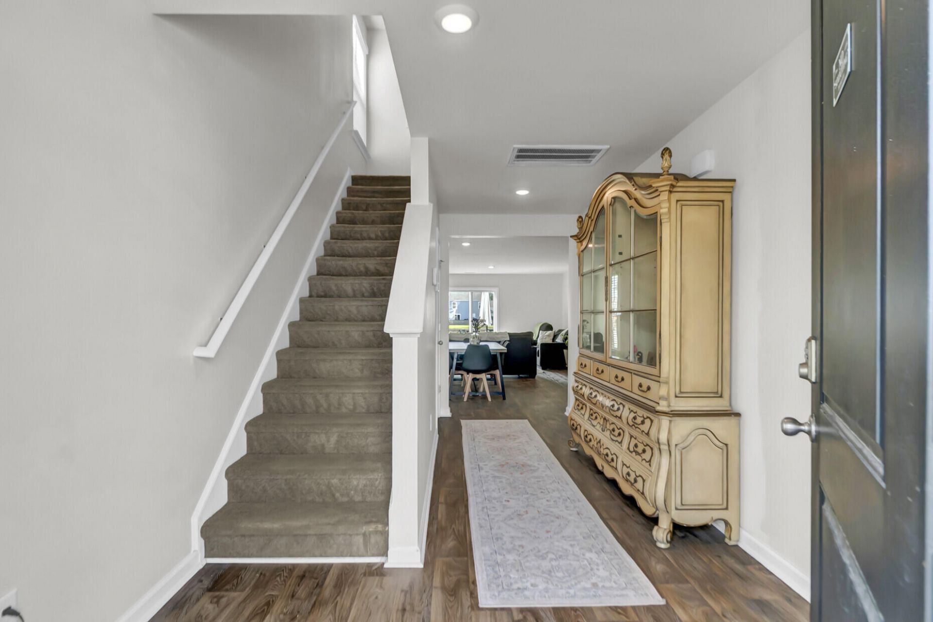 105 Clear Tide Drive Photo 10