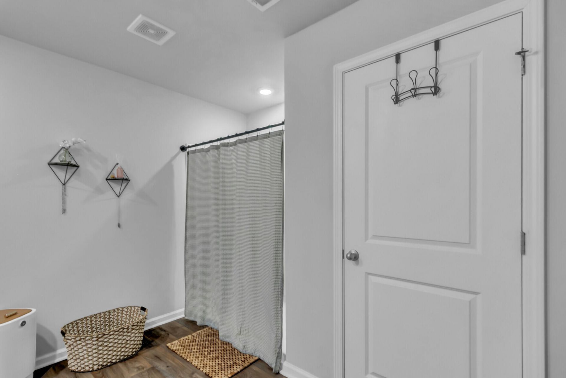 105 Clear Tide Drive Photo 16