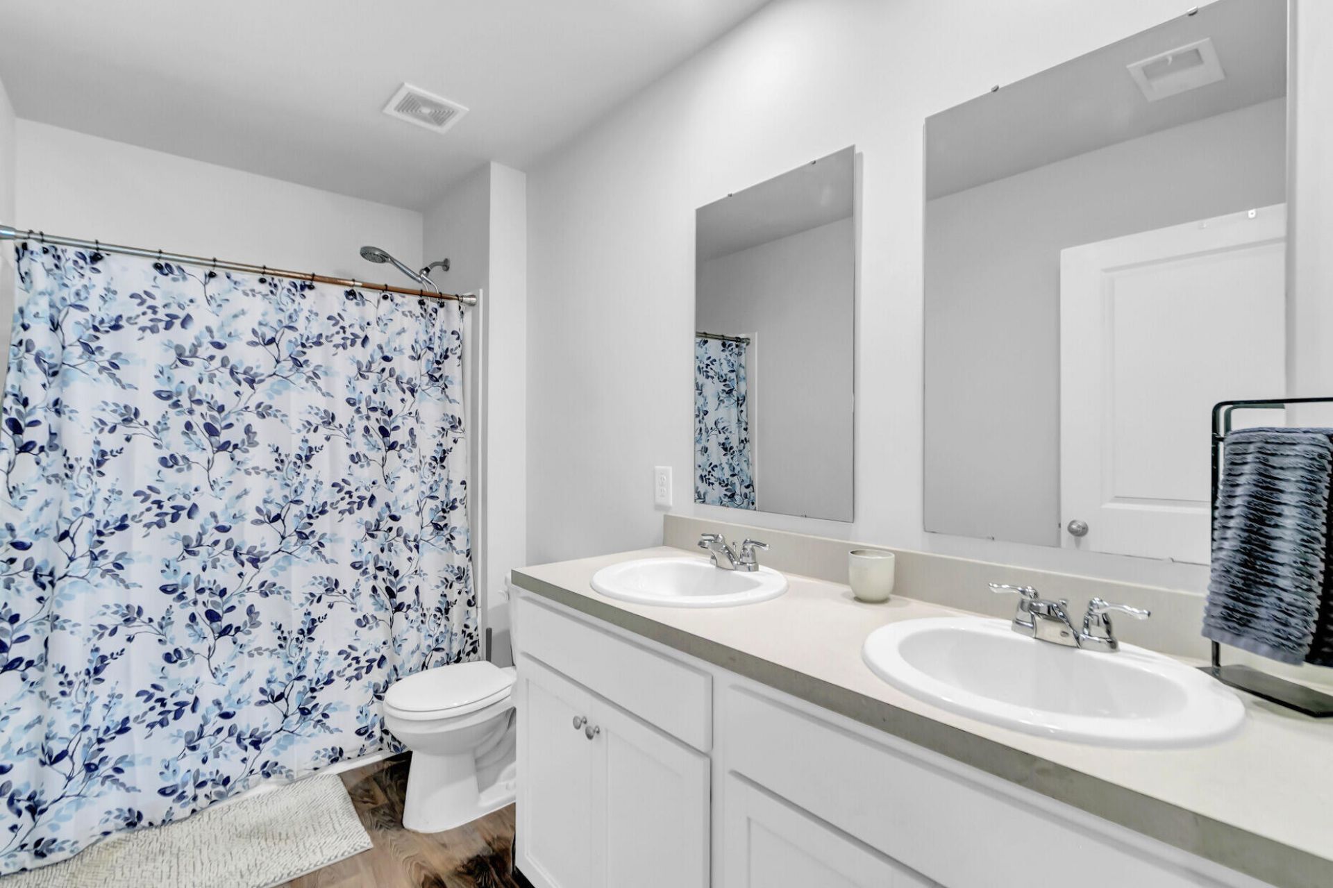 105 Clear Tide Drive Photo 32
