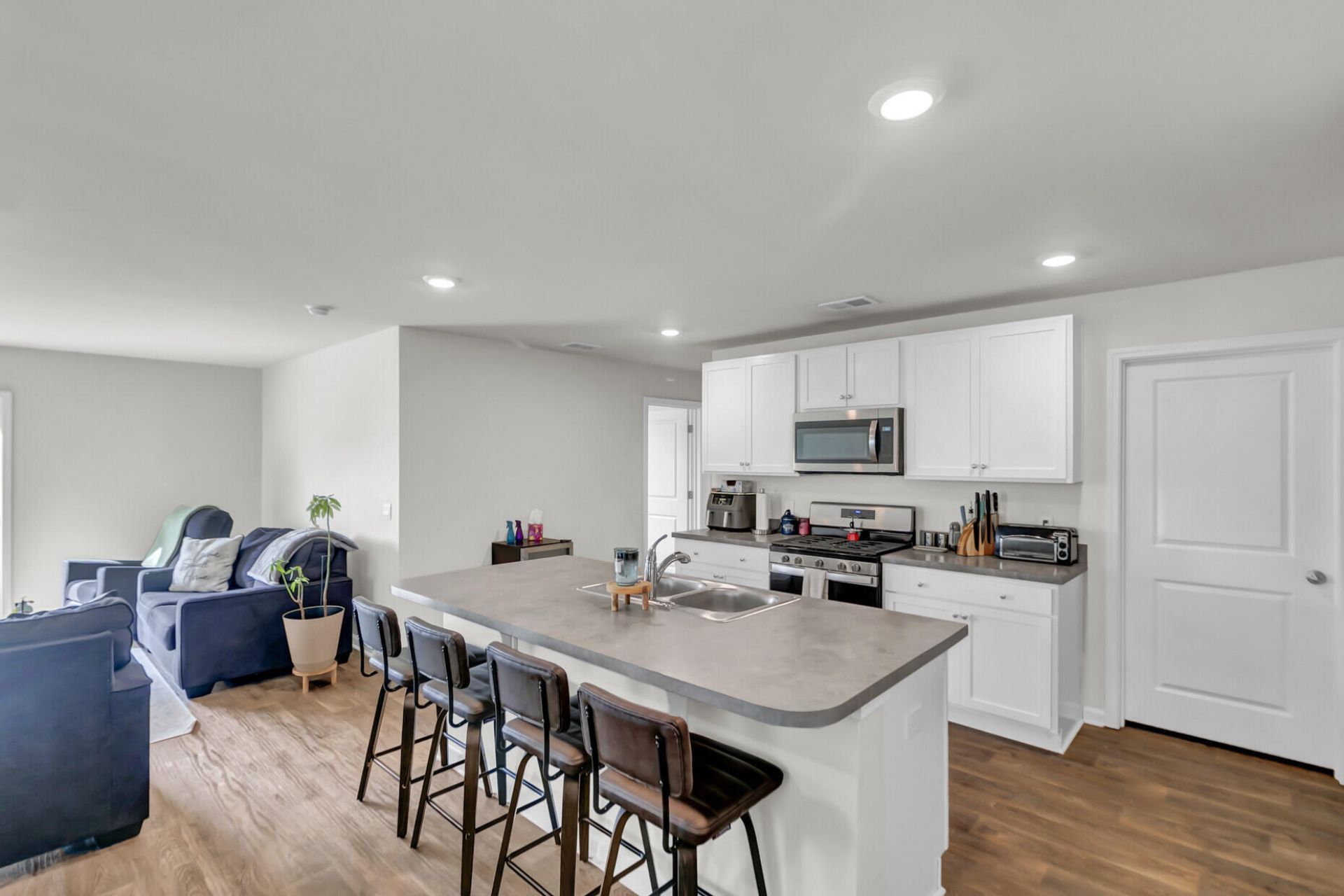 105 Clear Tide Drive Photo 5