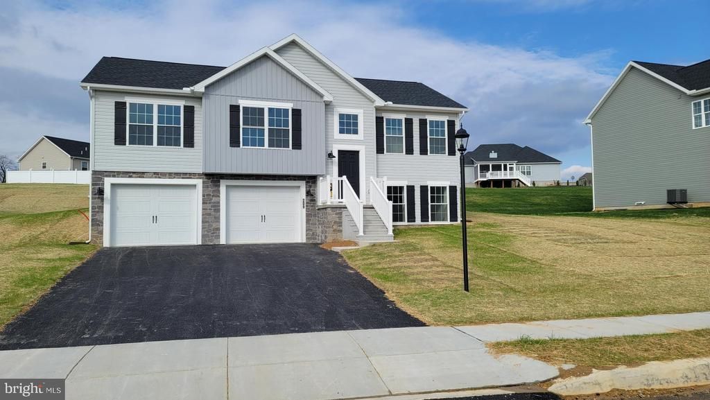 575 Ledger Drive, Unit 45, Hanover, PA 17331 Main Photo