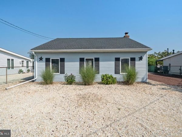 43 FLORENCE LANE, MANAHAWKIN, NJ 08050