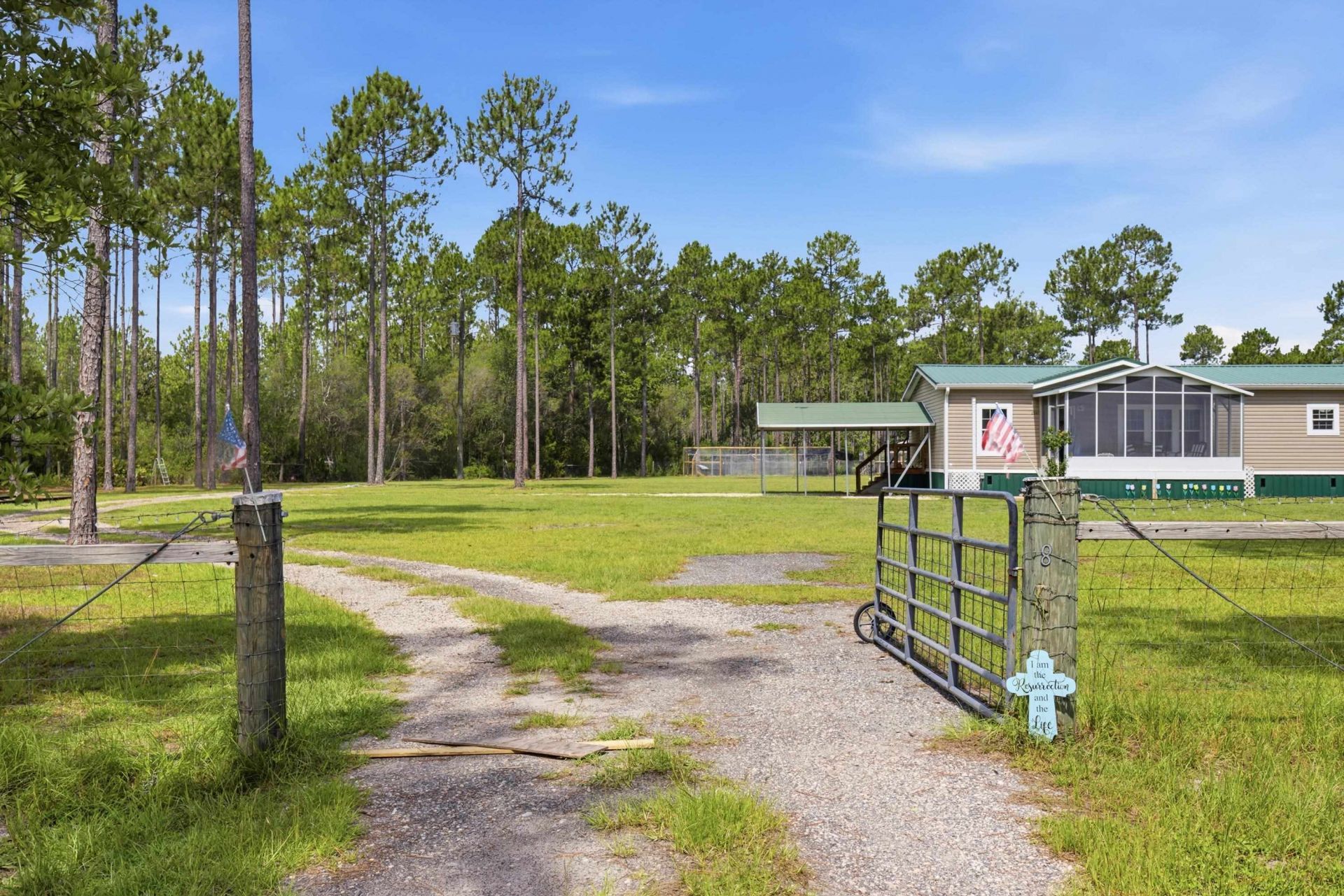 2860 Smith Creek Road, Sopchoppy, FL 32358 Photo
