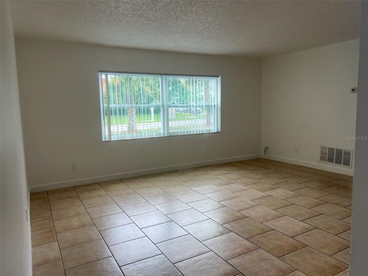 8701 4th Street N, Unit 105, Saint Petersburg, FL 33702 Photo
