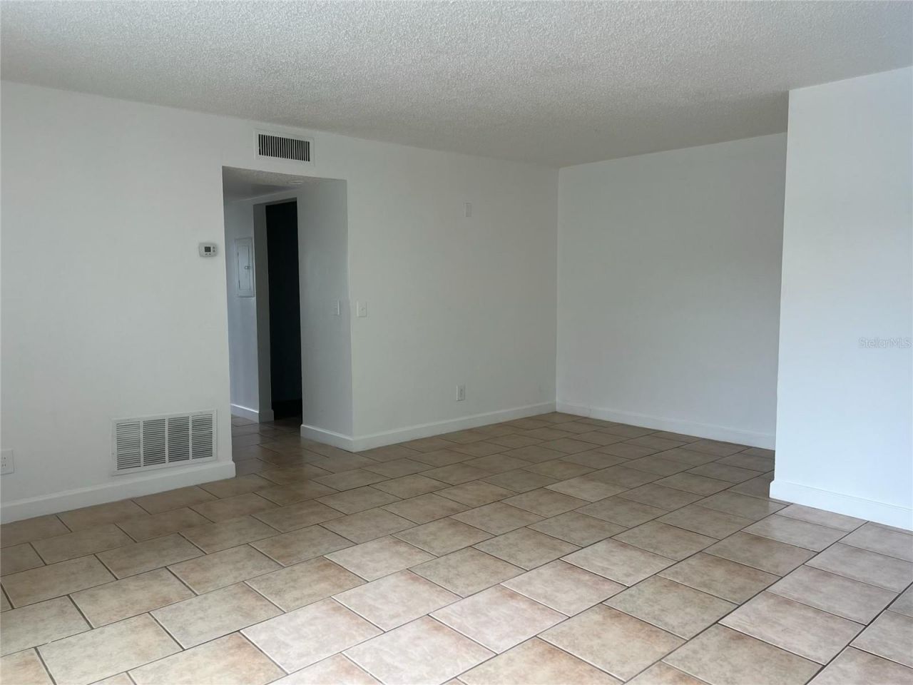 8701 4th Street N, Unit 105, Saint Petersburg, FL 33702 Photo