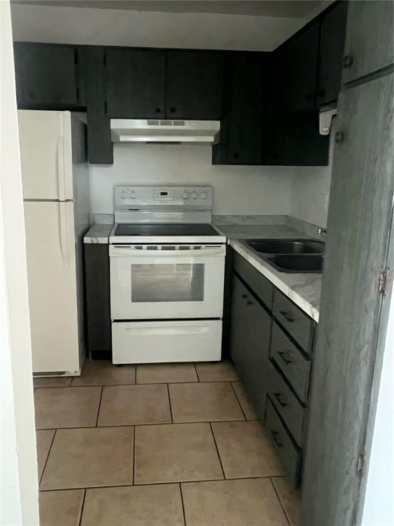 8701 4th Street N, Unit 105, Saint Petersburg, FL 33702 Photo