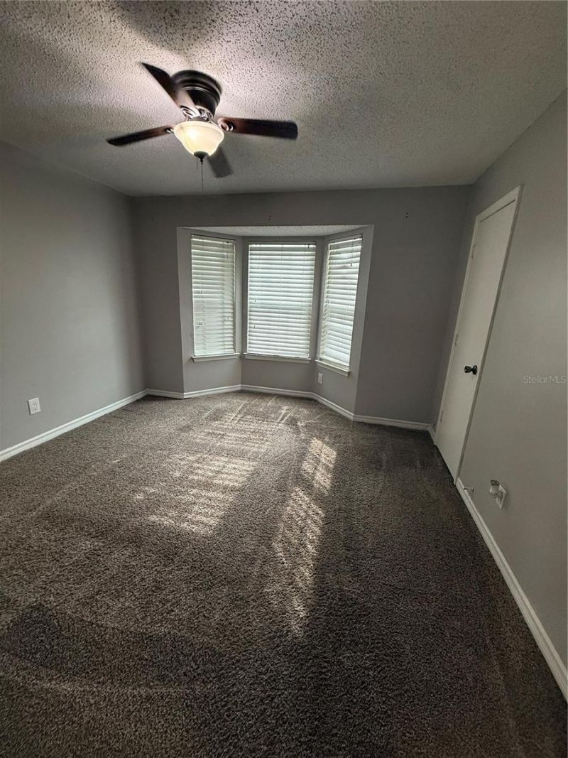 2302 Maki Road, Unit 40, Plant City, FL 33563 Photo