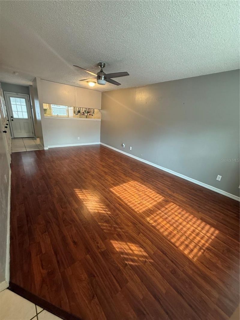 2302 Maki Road, Unit 40, Plant City, FL 33563 Photo