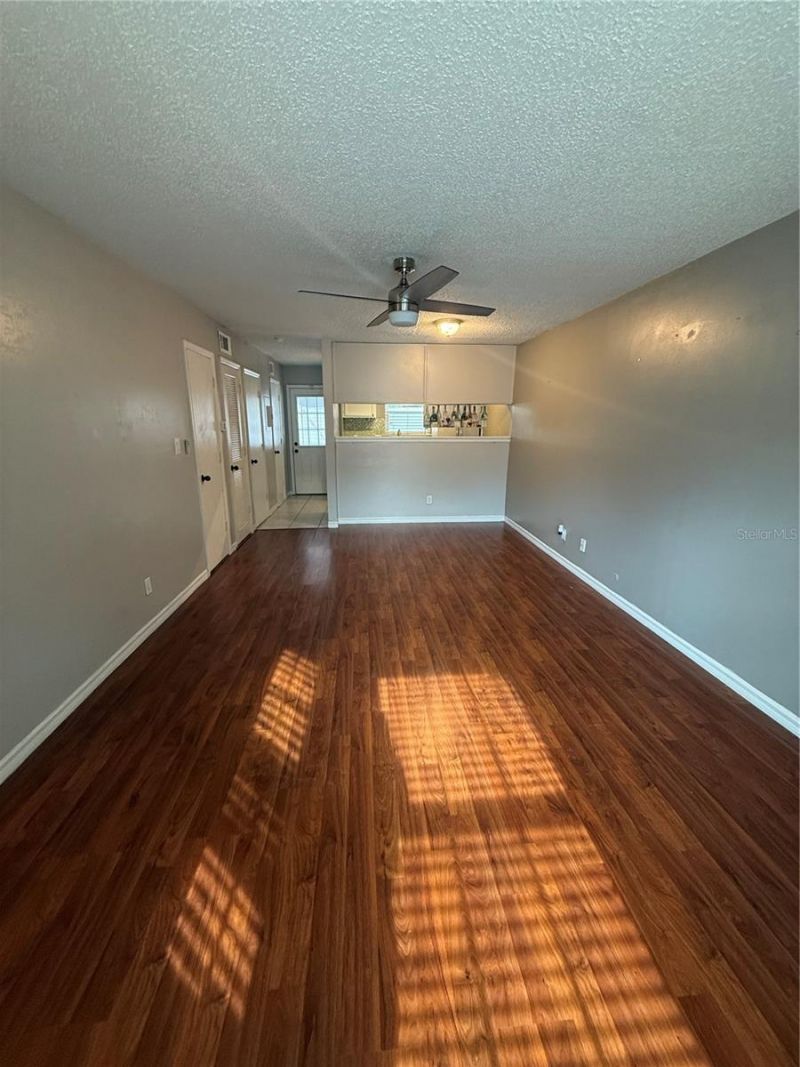 2302 Maki Road, Unit 40, Plant City, FL 33563 Photo
