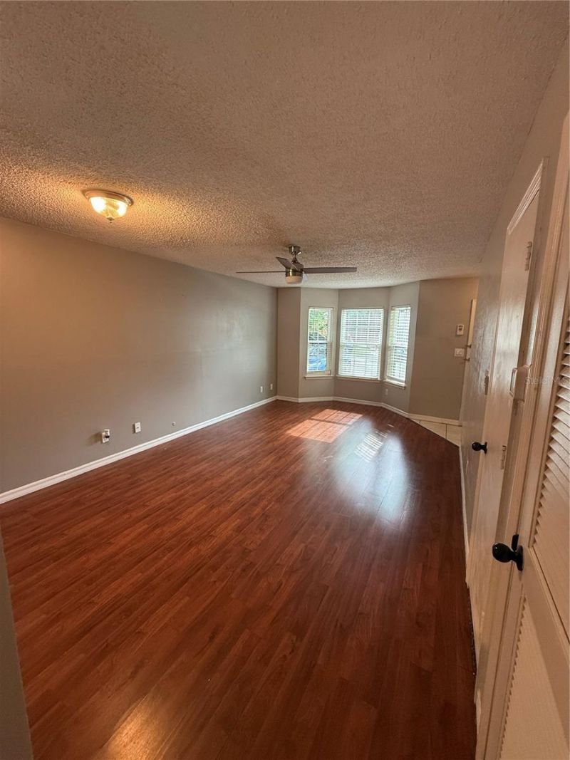 2302 Maki Road, Unit 40, Plant City, FL 33563 Photo