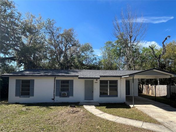 1323 BRAEBURY DRIVE , LEESBURG, FL 34748