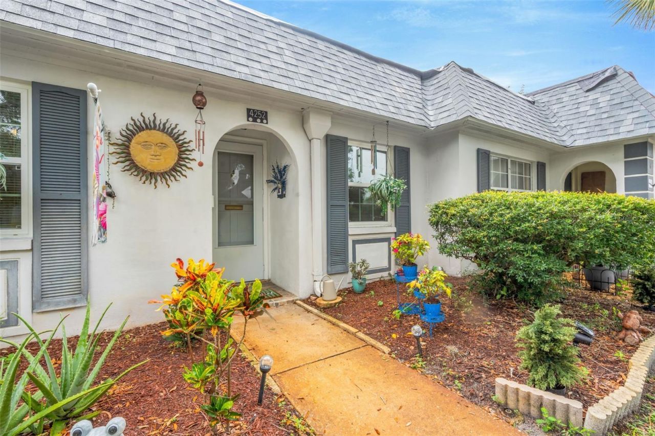4252 Sheldon Place , Unit 4252, New Port Richey, FL 34652 Photo