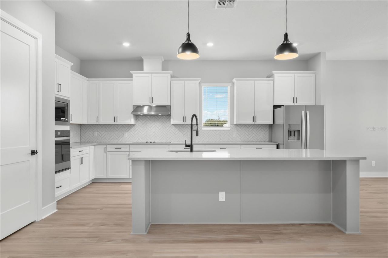 3840 Saddle Hill Trail, Fruitland Park, FL 34731 Photo