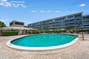 329 SE 3rd St, Unit 502S, Hallandale Beach, FL 33009 Photo