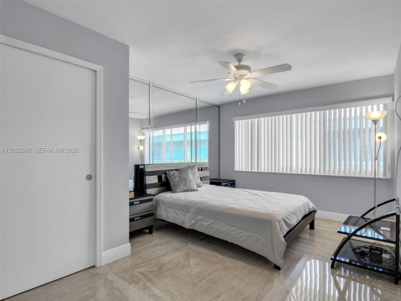 329 SE 3rd St, Unit 502S, Hallandale Beach, FL 33009 Photo