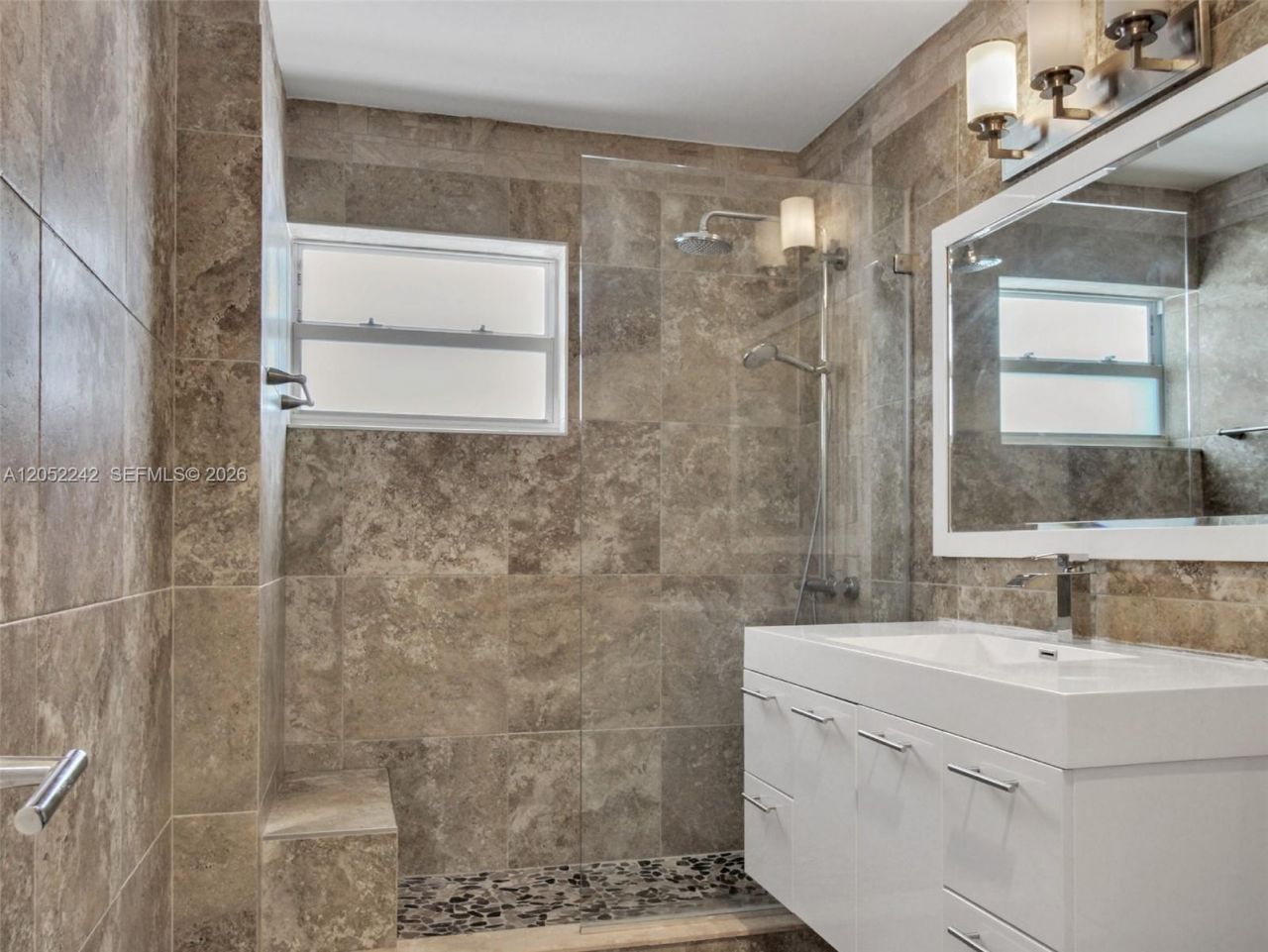 329 SE 3rd St, Unit 502S, Hallandale Beach, FL 33009 Photo