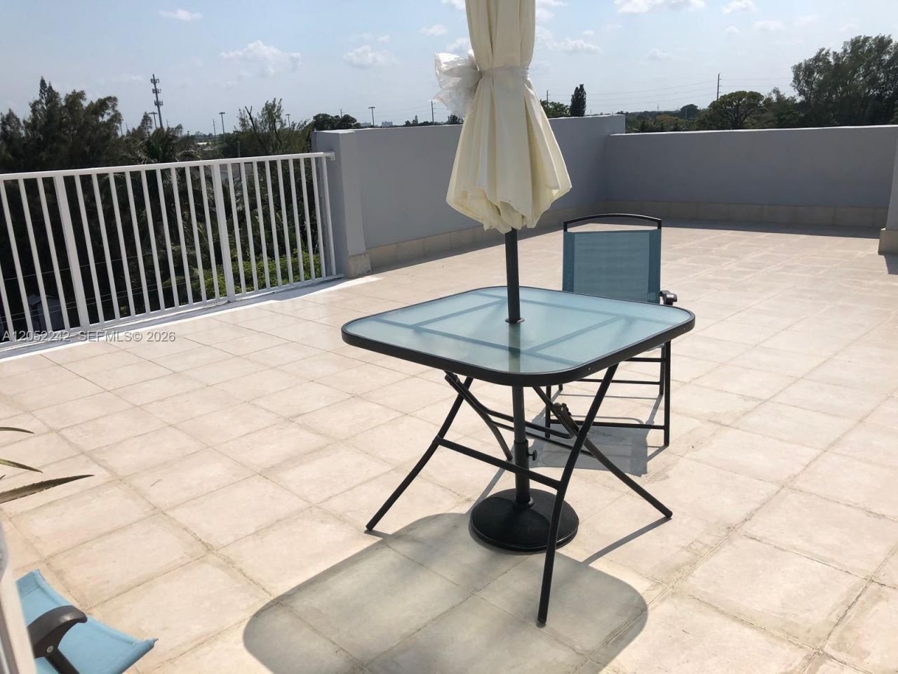 329 SE 3rd St, Unit 502S, Hallandale Beach, FL 33009 Photo