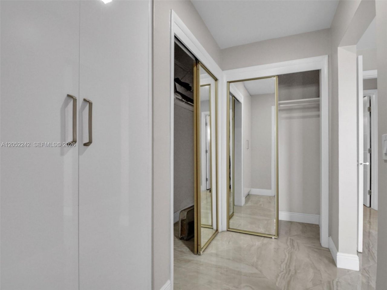 329 SE 3rd St, Unit 502S, Hallandale Beach, FL 33009 Photo