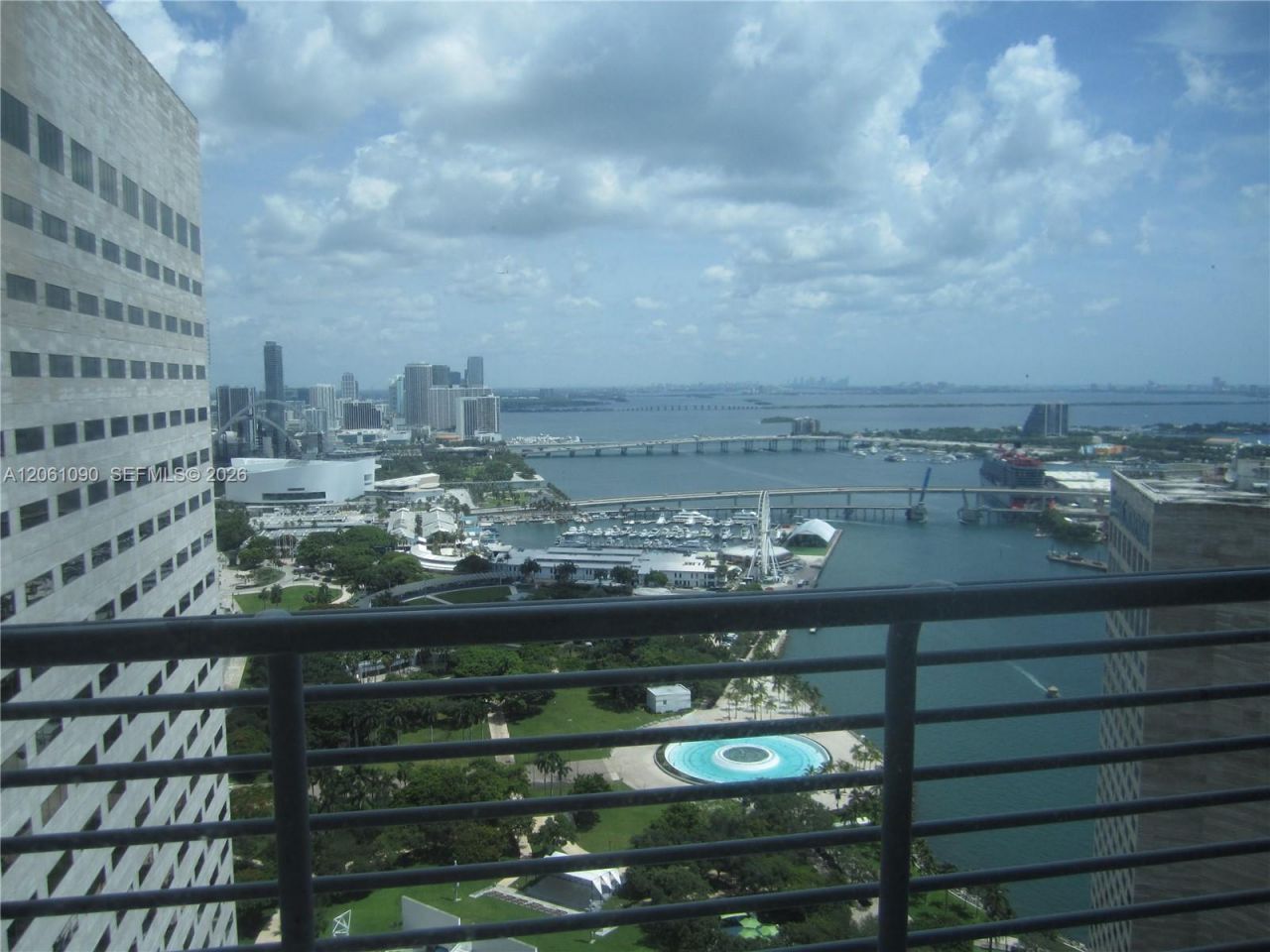 325 S Biscayne Blvd, Unit 4316, Miami, FL 33131 Photo
