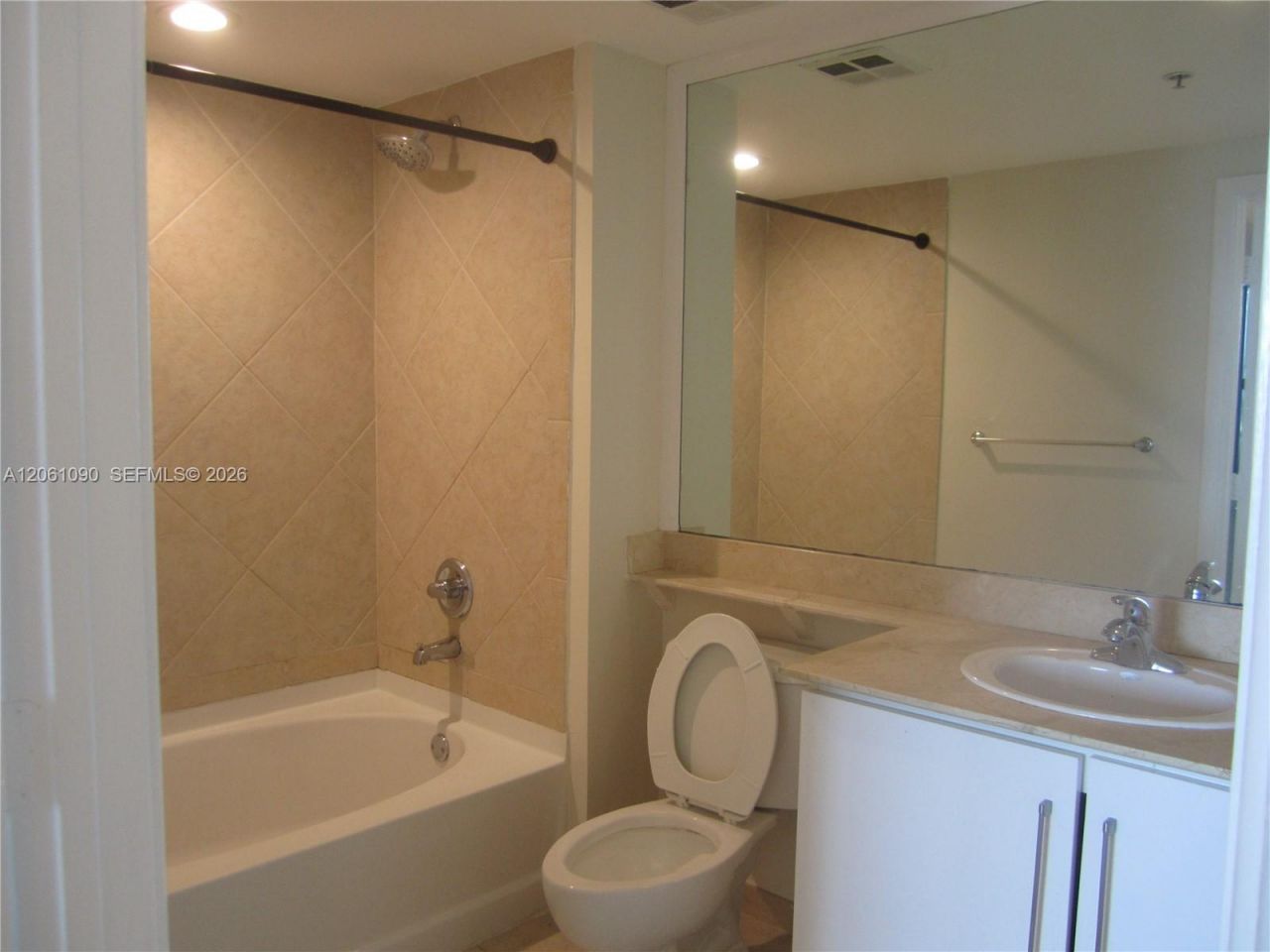 325 S Biscayne Blvd, Unit 4316, Miami, FL 33131 Photo