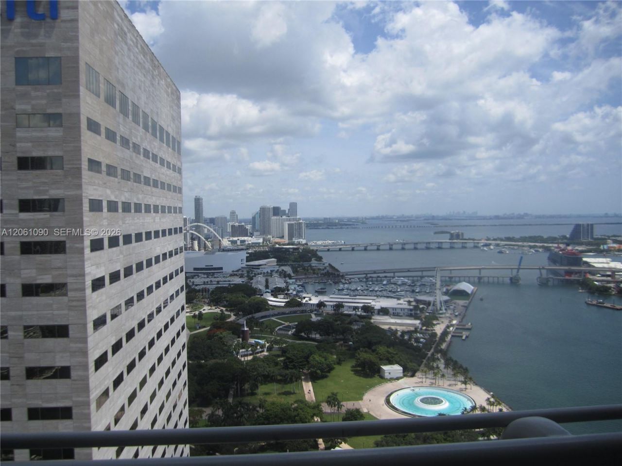 325 S Biscayne Blvd, Unit 4316, Miami, FL 33131 Photo