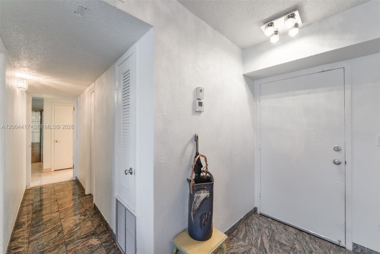 430 Golden Isles Dr, Unit 306, Hallandale Beach, FL 33009 Photo