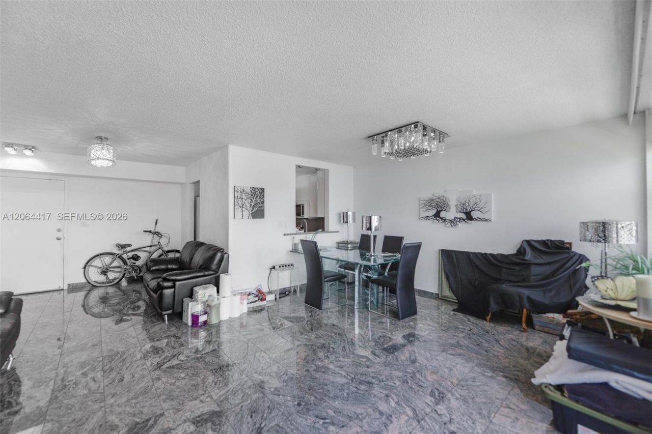 430 Golden Isles Dr, Unit 306, Hallandale Beach, FL 33009 Photo