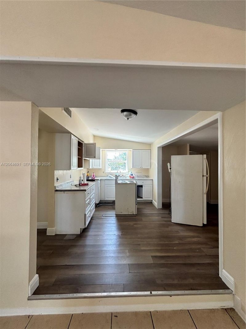 5442 Fourth Ave, Fort Myers, FL 33907 Photo