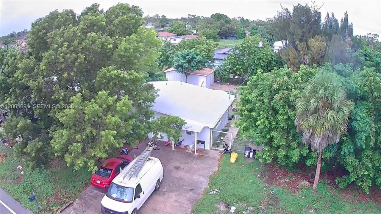 5442 Fourth Ave, Fort Myers, FL 33907 Photo